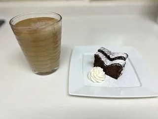 今日のデザートは「ガトーショコラ」✨️私…