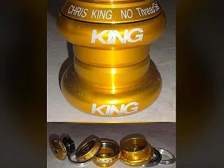 CHRIS KINGのヘッドセットの偽物…