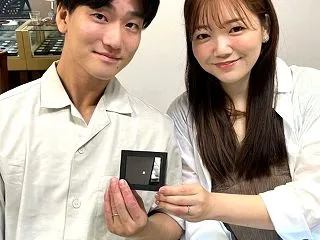 九州よりご家族でお越しいただき婚約指輪と…