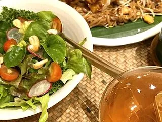ARAKSA TEA ROOMでディナー