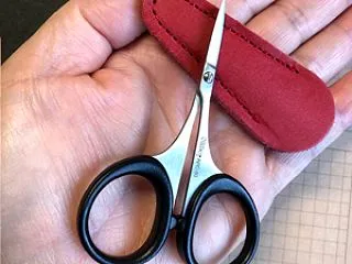 よく切れる小さなハサミに胸キュン