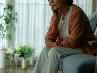 「お金を出せないなら、来なくていい」〈年…