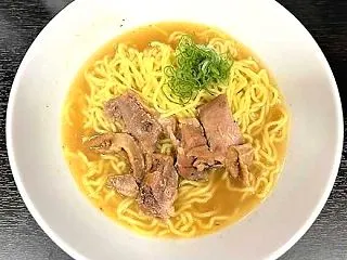 ラーメン101 の「濃厚親鶏ラーメン塩」