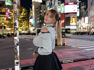 身長180cmウクライナ出身のコスプレイ…