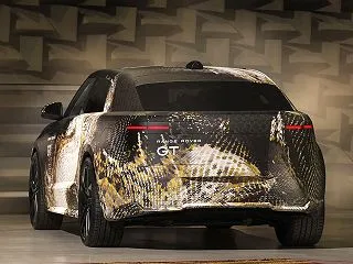 レンジローバー GTは「意外と早く登場」…
