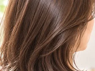 カラーを繰り返すほど髪の傷みが気になる方…