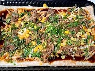 昼食に市販のスクエアピザ