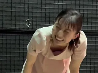 山本雪乃のエロエロな胸チラ ２６１０２８