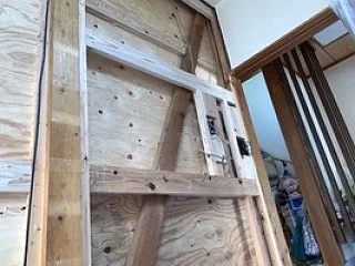 今朝は寒かったですね・・・(^^;)