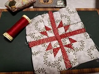 クリスマスのミニキルト作ります♪