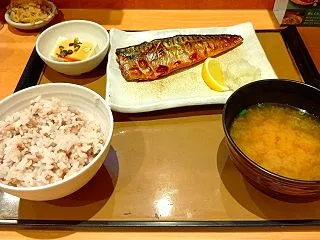 やよい軒の「さばの塩焼き定食」 健康に良…