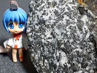 勝手に･･･誕生岩・「10月は斑糲岩」