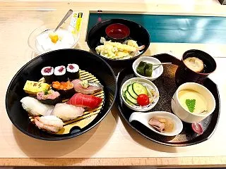 青森県八戸市/ゆとろぎさんの寿司ランチ「…