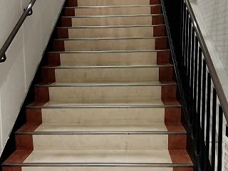 階段を使った人間コースター・・