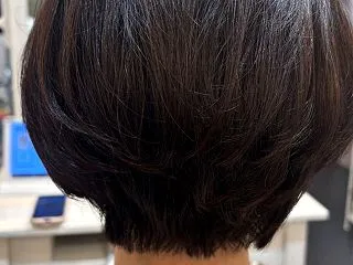 秋冬ヘア◎首スッキリ大人のひし形ボブ