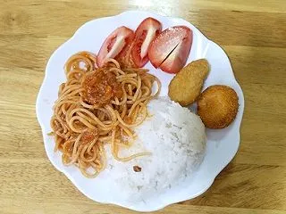 いつものランチは1品料理ですが ・・・・
