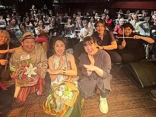135人と創った奇跡。ステージの上から見…