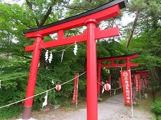 花巻温泉稲荷神社 （花巻市湯本）