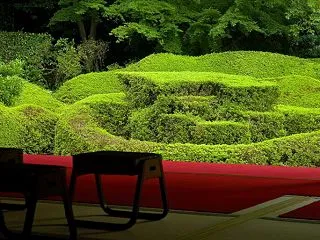 大池寺（滋賀県甲賀市水口町）で蓬莱庭園を…