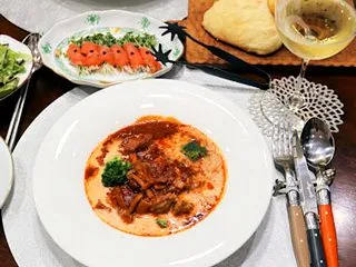 鶏肉と茸のトマトミルクシチュー