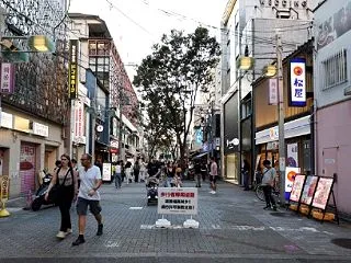 蛸薬師通を歩く 河原町通から裏寺町通