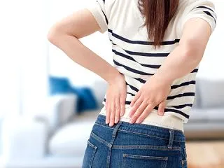 【どの動きで腰が痛くなる？】前かがみ・反…
