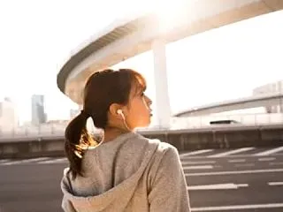 政治家でも企業でもない「日本人の給料が上…