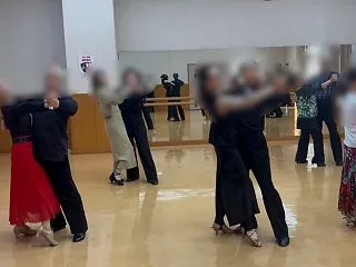 社交ダンスエクササイズ