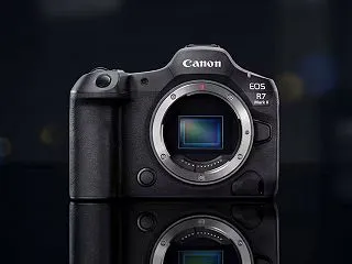 キヤノン「EOS R7 Mark II」…