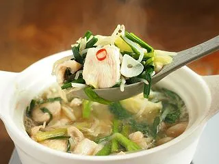 メシ通！「鶏むね肉と野菜の1人もつ鍋風」…