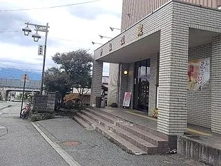 日中の外気浴も大分涼しくなってきた。飯田…