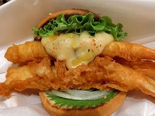 再登場！海老３本を使った大迫力の贅沢バー…