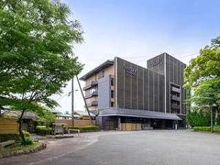 🌊 三河湾を見下ろす自家源泉の絶景露天と…