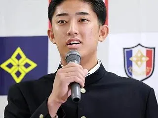 スポーツ紙記者「現実問題、NPBからポス…