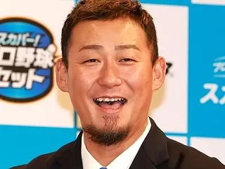 中田翔さんの野球教室に中日新監督がボール…