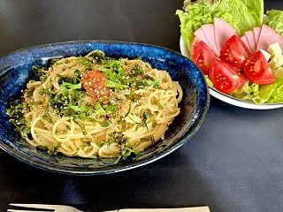 【おうちご飯】梅紫蘇と紫蘇の実の塩漬けの…