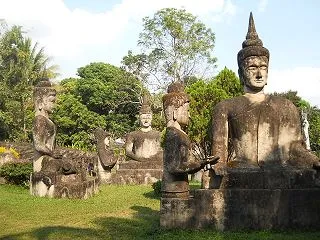 ラオスのブッタパーク | Buddha …