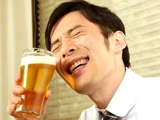 【悲報】「2時間飲み放題（L.O.90分…
