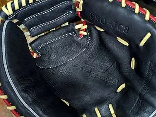 少年用ミット