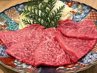 「赤身肉食べたいけどないのよねー」の一言…