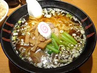 ■浅草橋の「上海ブラッセリー」で、デカ盛…