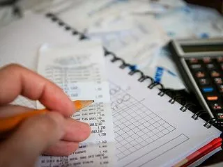 ドイツで3人暮らし、食費は月350ユーロ…