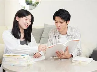 考え方の違う相手と話し合う