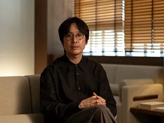 ホン・ジンウォンが「今年の作家賞2026…