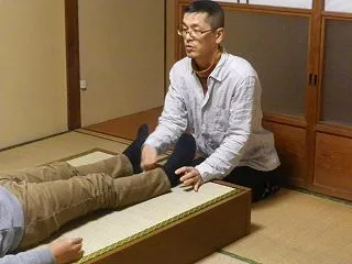 動かすと痛いからこそ動かす必要がある 伊…