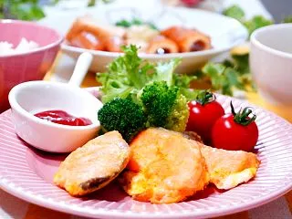 鮭のピカタ＆ちくわとウインナーのおでん風…