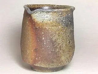 備前一合片口注器