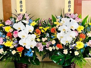 【10月】護摩修行会お供えのお花のご紹介…