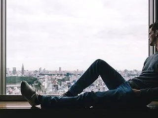 二人で会おうとしない彼の本心とは