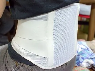 【腰痛にコルセットは必要？】使う場面と注…